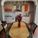 Accogliente Casa Nel Centro Storico Di Valona Apartamento