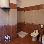 Accogliente Casa Nel Centro Storico Di Valona Vlorë