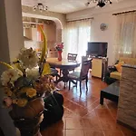 Accogliente Casa Nel Centro Storico Di Valona * Vlorë
