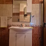 Accogliente Casa Nel Centro Storico Di Valona