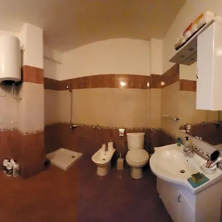 Apartment Accogliente Casa Nel Centro Storico Di Valona *