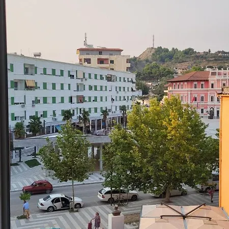 Accogliente Casa Nel Centro Storico Di Valona * Vlorë