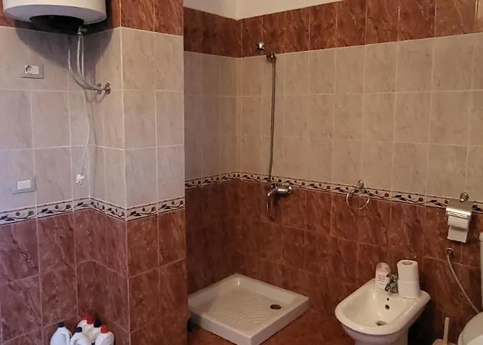 Accogliente Casa Nel Centro Storico Di Valona Vlorë